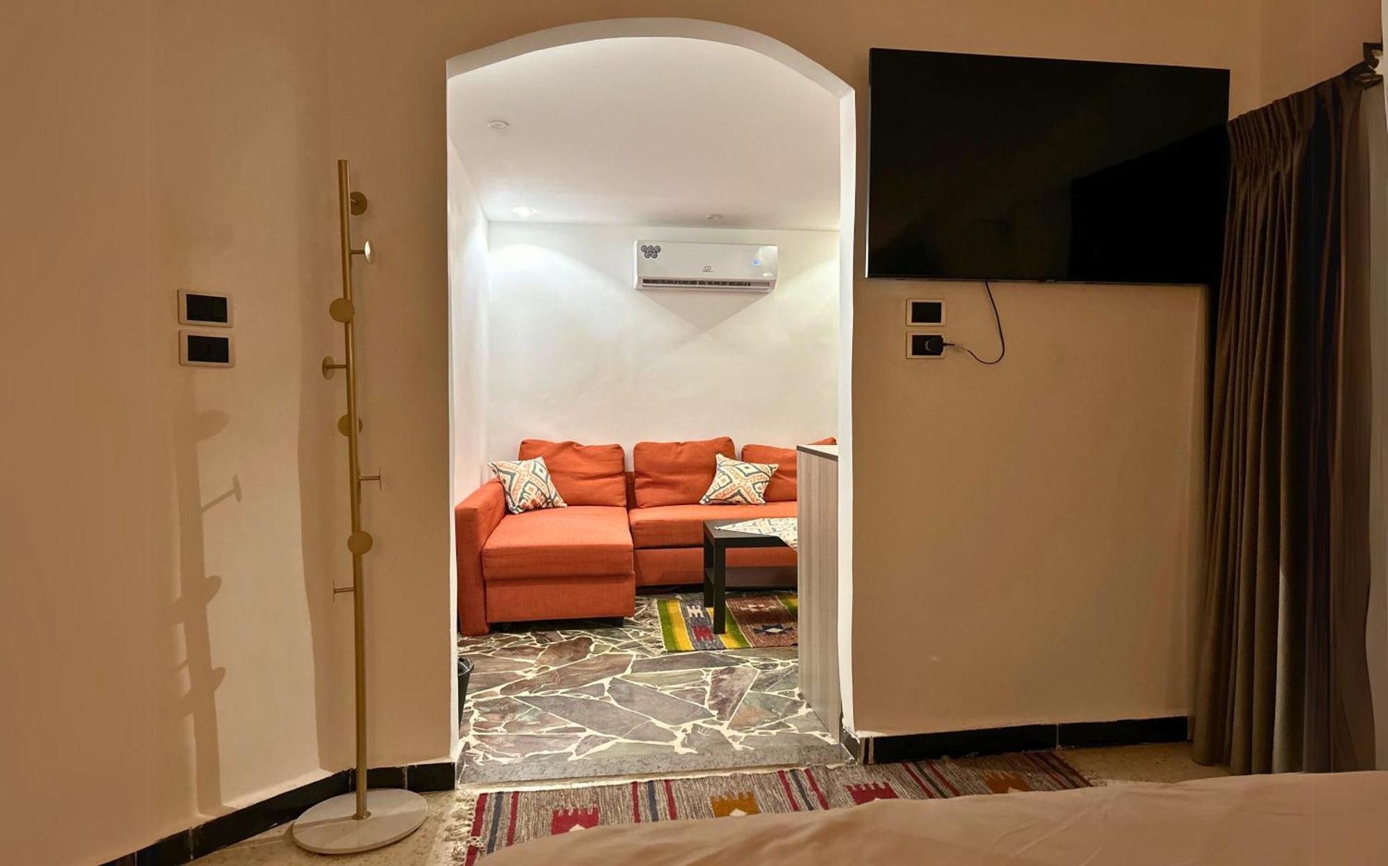 Celestia Boutique Inn - Boutique Stay Overlooking Jerash Ruins Джараш Номер фото