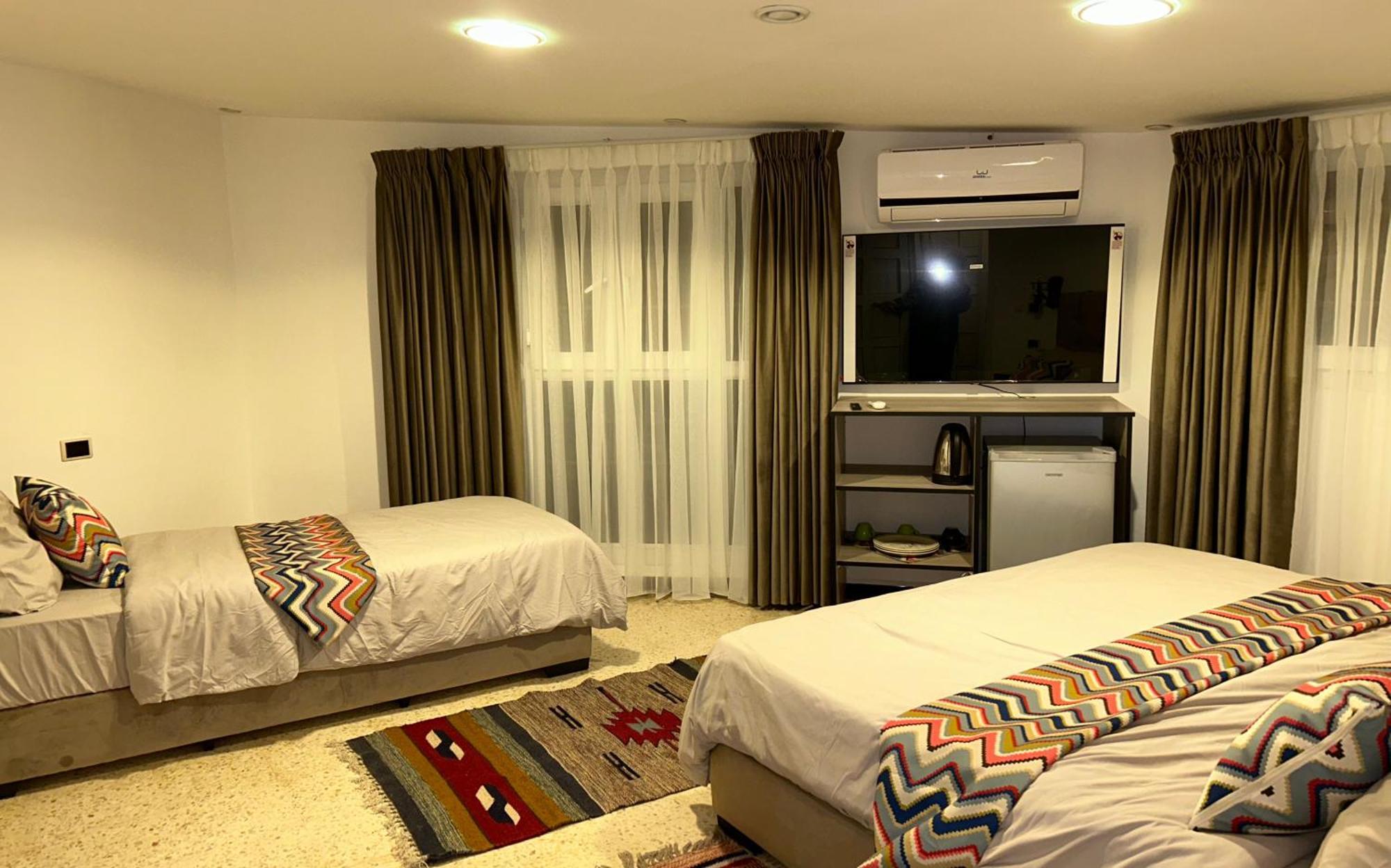 Celestia Boutique Inn - Boutique Stay Overlooking Jerash Ruins Джараш Экстерьер фото