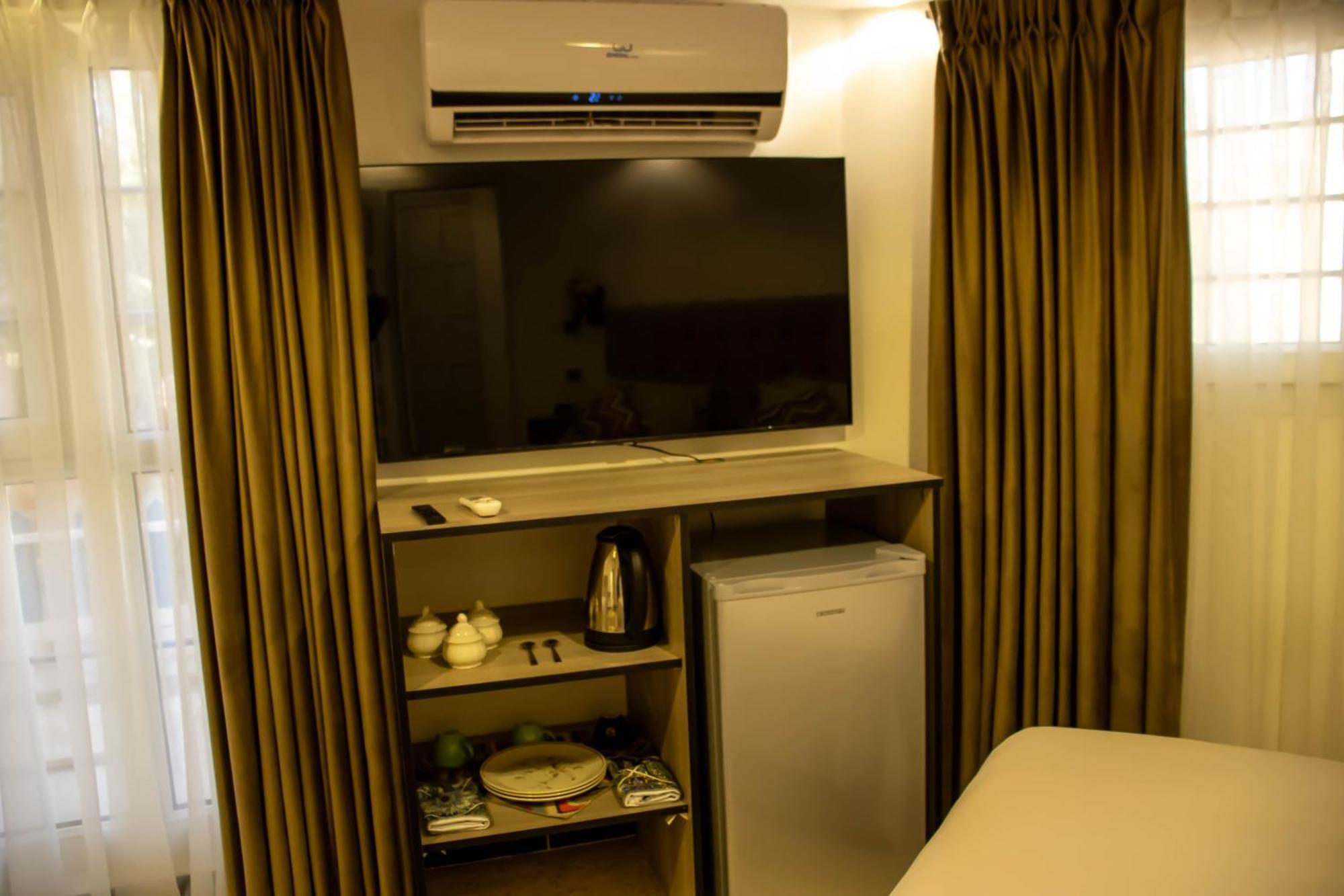 Celestia Boutique Inn - Boutique Stay Overlooking Jerash Ruins Джараш Экстерьер фото