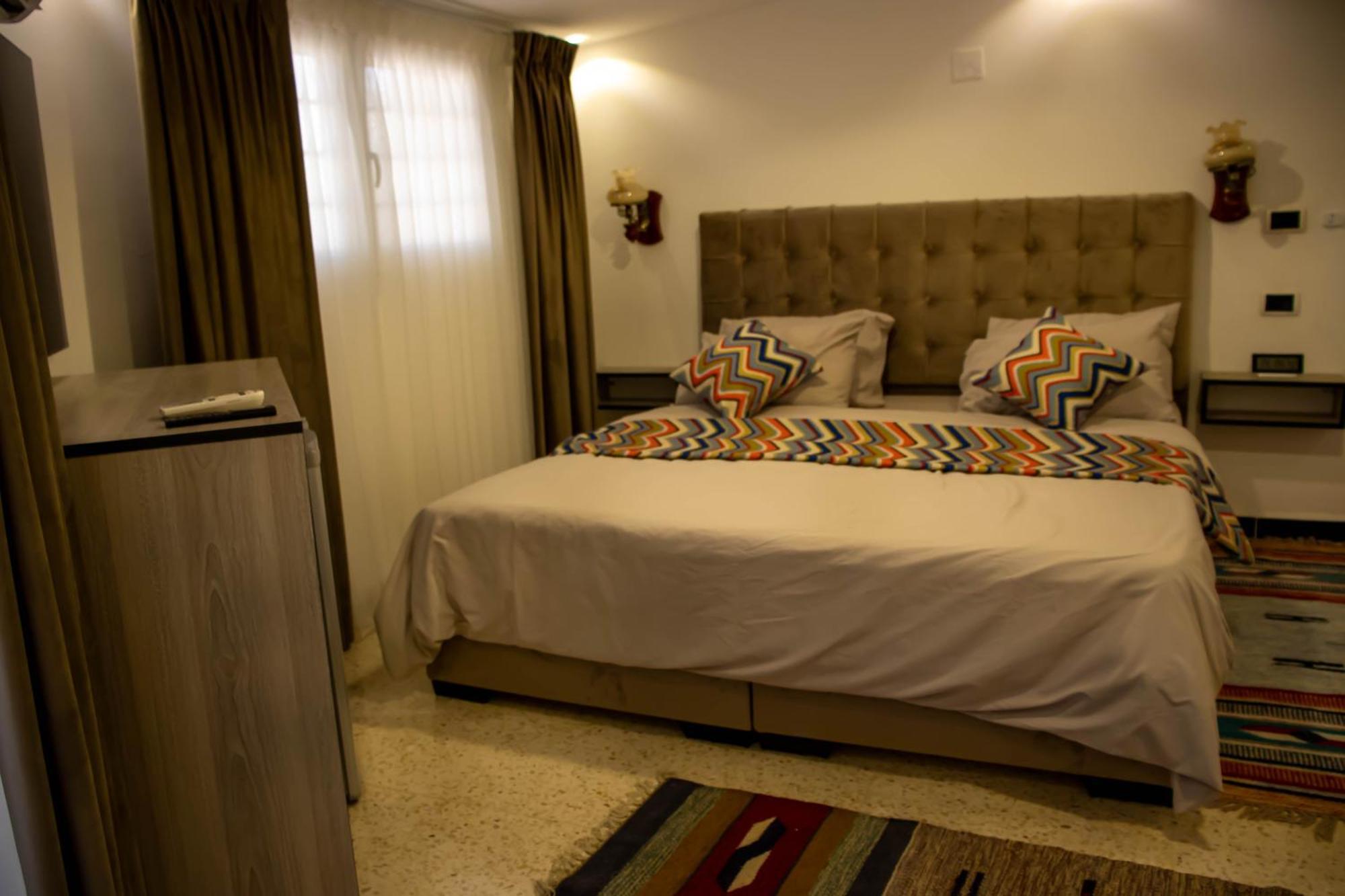 Celestia Boutique Inn - Boutique Stay Overlooking Jerash Ruins Джараш Экстерьер фото