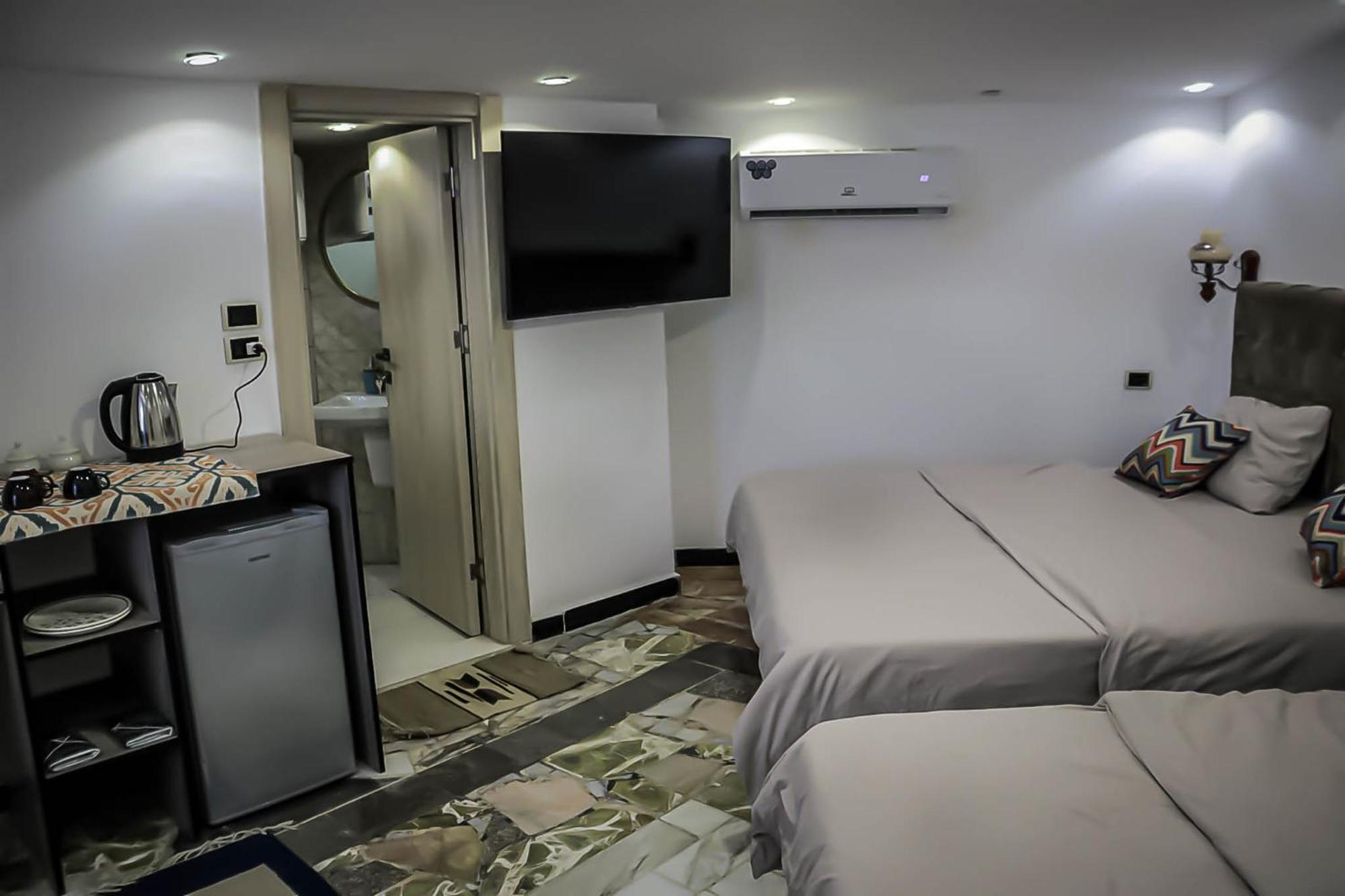 Celestia Boutique Inn - Boutique Stay Overlooking Jerash Ruins Джараш Номер фото