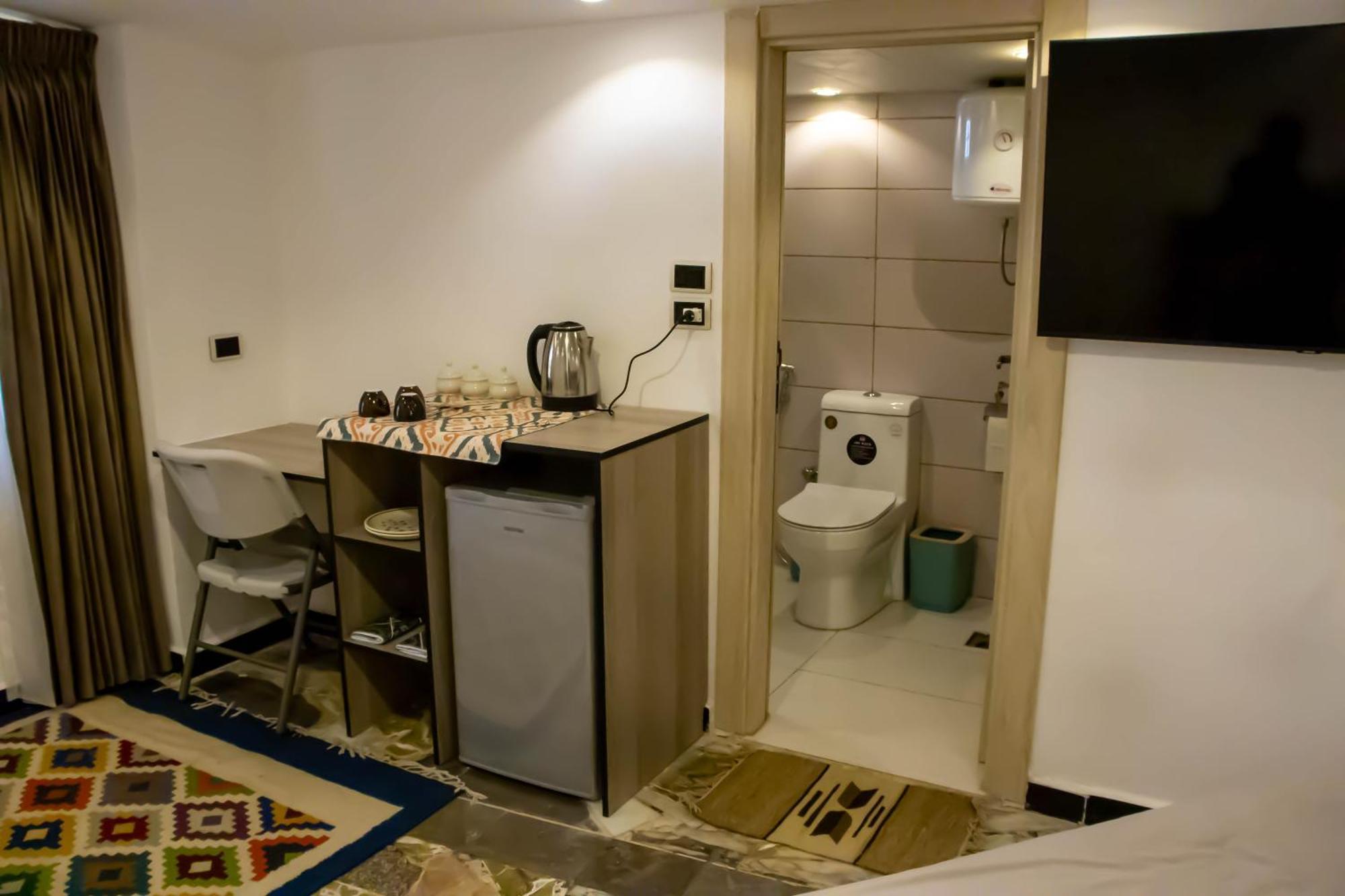 Celestia Boutique Inn - Boutique Stay Overlooking Jerash Ruins Джараш Экстерьер фото